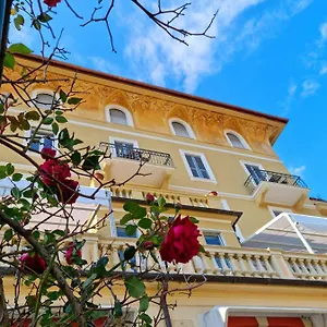 Canali, Portofino Coast מלון