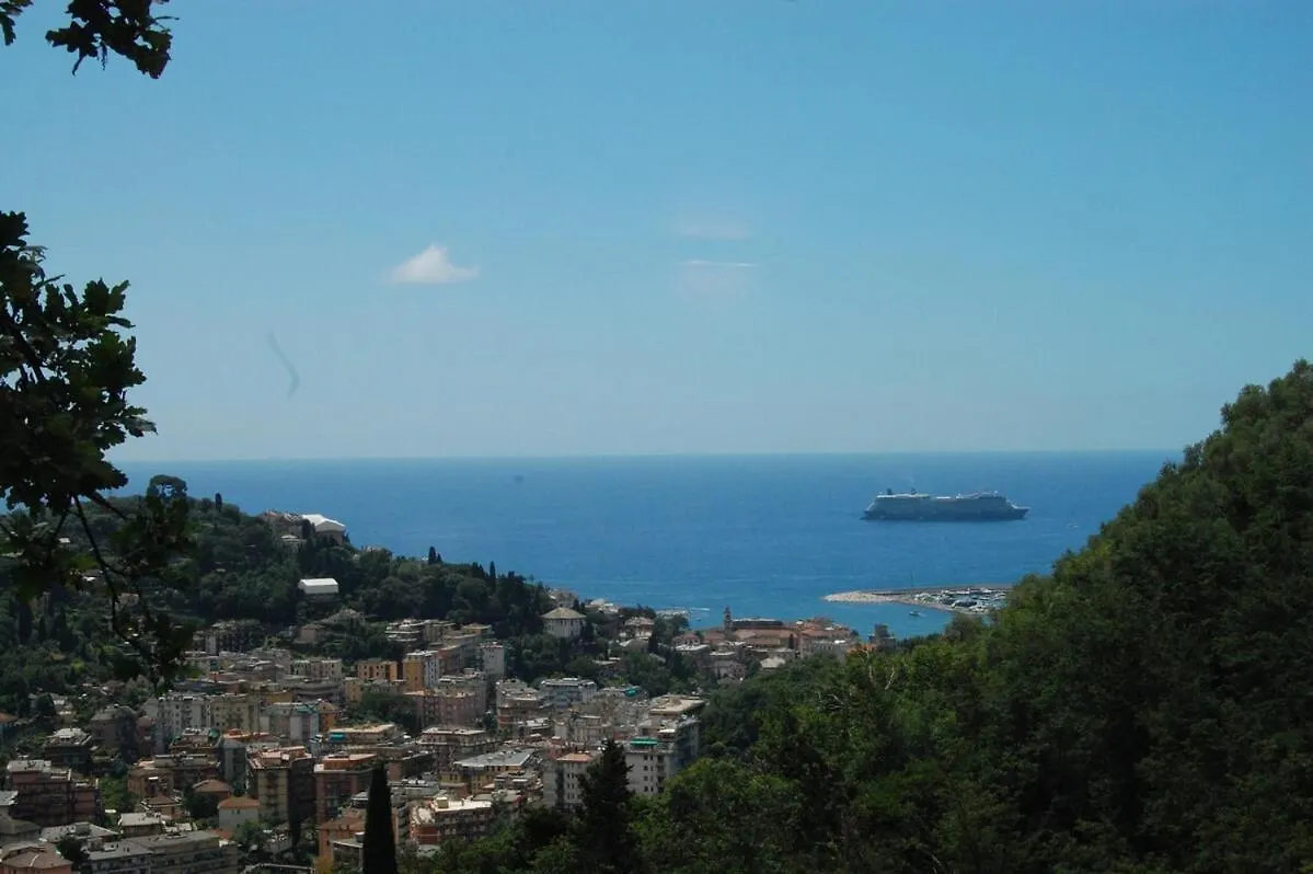 Case Nel Verde Con Vista Mare, Rapallo Villa